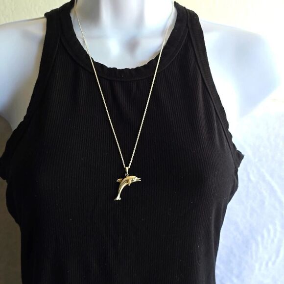 Jewelry - Beautiful sterling silver Dolphin Pendant on 18" sterling silver chain.